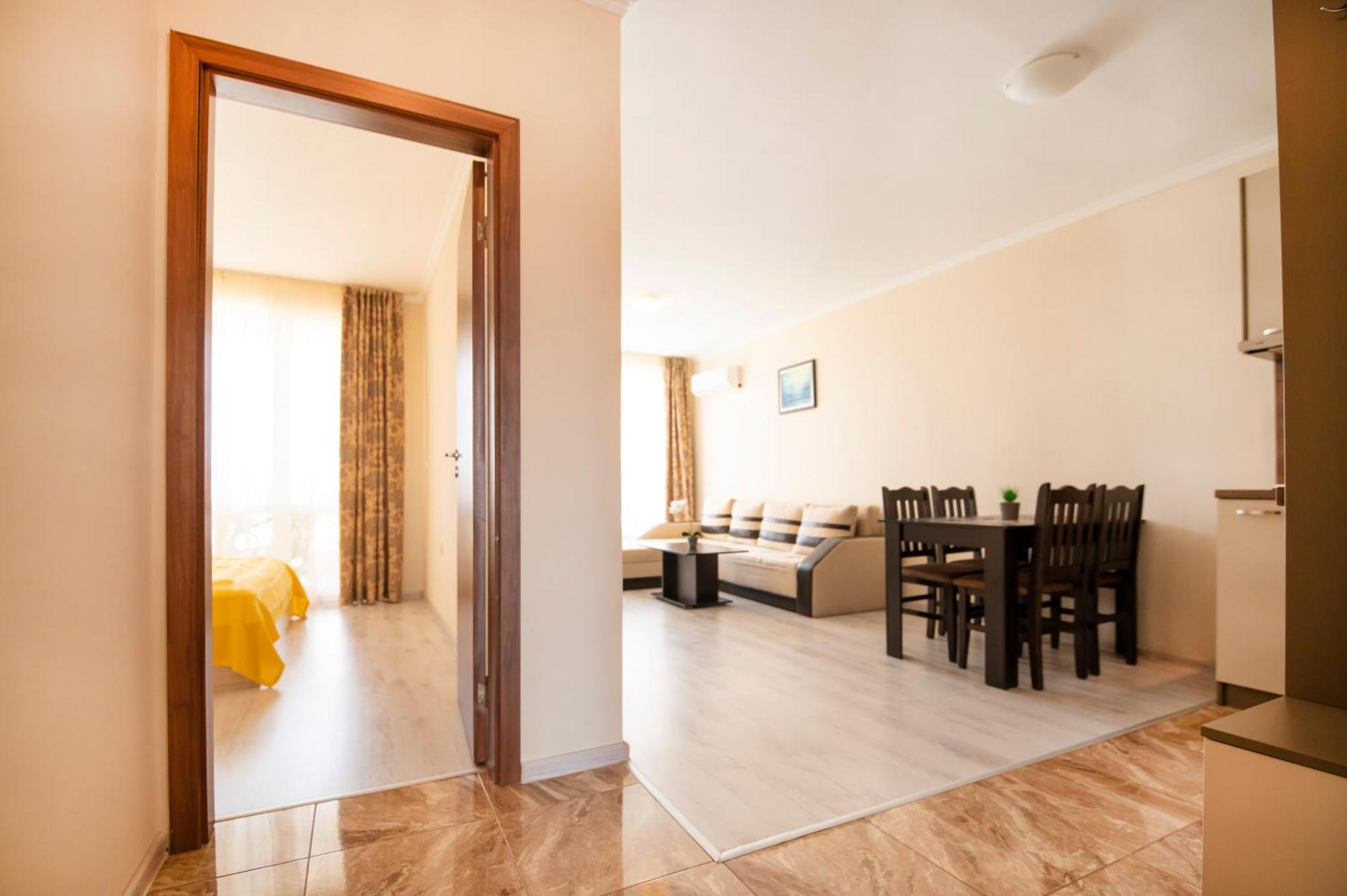 Sveti Vlas Apartments Bagian luar foto