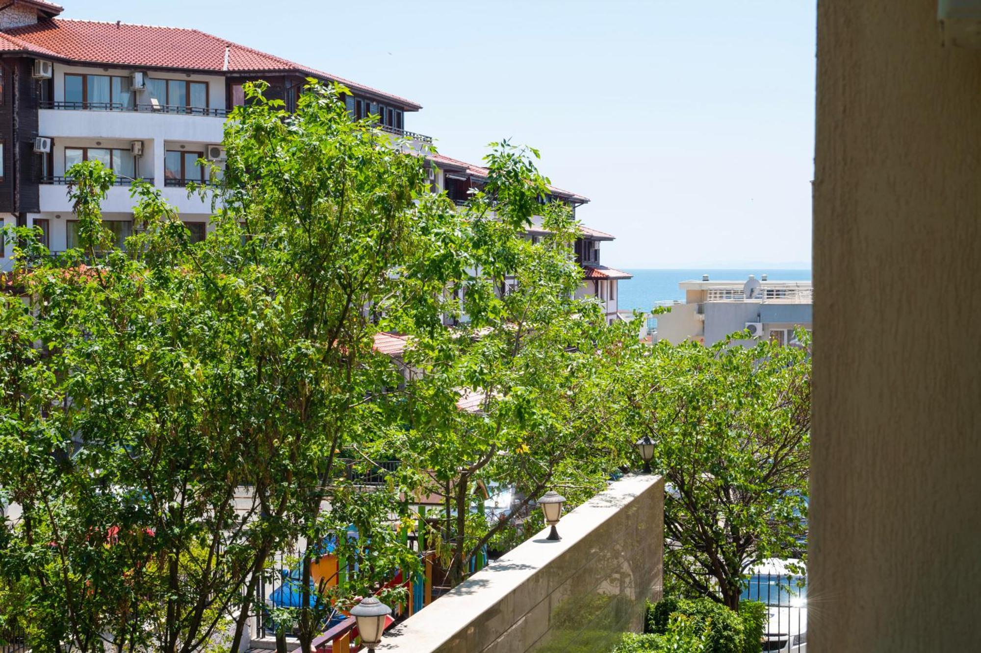 Sveti Vlas Apartments Bagian luar foto